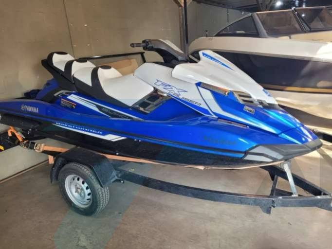 Yamaha  Cruiser-fx 18/18